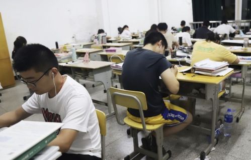 研究生到底多燒錢？普通家庭的學生看完花銷后，多半想放棄了